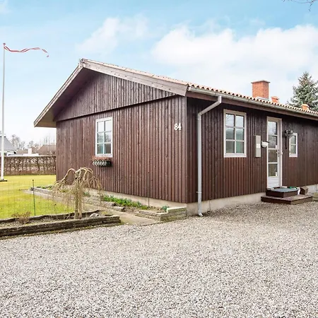9 Person In Feriehus *